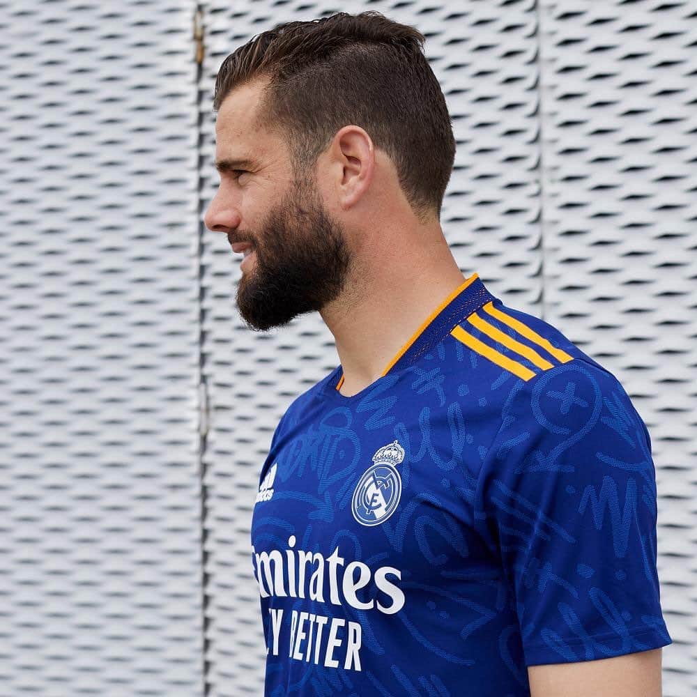 ホセ・イグナシオ・フェルナンデス・イグレシアスのインスタグラム：「#ThisIsGrandeza #creadoconadidas  @adidasfootball @adidas_es @realmadrid 🚀💥」