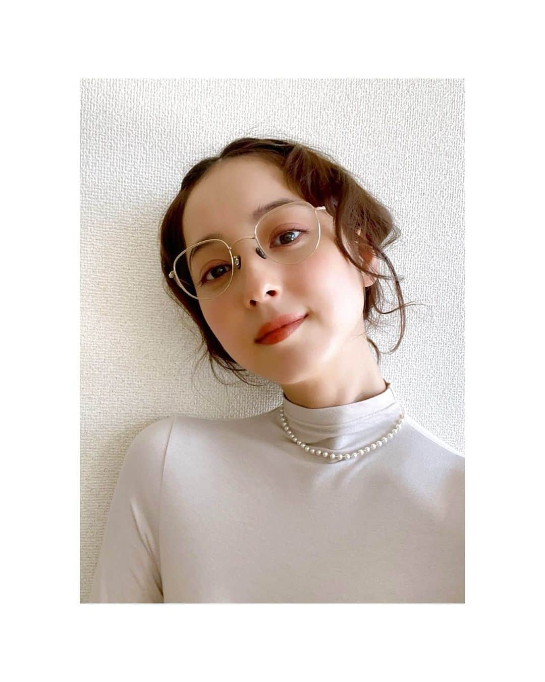 佐々木希さんのインスタグラム写真 - (佐々木希Instagram)「私服。 tops #iNtimite（9月中旬頃販売） necklace #MAYU glasses #EYEVAN」8月5日 19時44分 - nozomisasaki_official