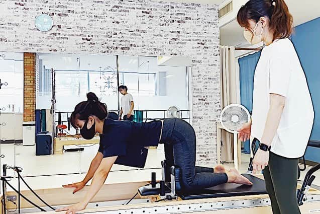 吉田知那美さんのインスタグラム写真 - (吉田知那美Instagram)「・ pilates @abashiri.keepandact  ゆか先生とは正直に身体の色んな話をします。 自分の状態を言語化するのはいつなんどきも難しい…  とりあえず今現在の状態はお腹が空いてます。 これは間違いない。 ・ #トレーニング #training #pilates #ピラティス #網走」8月5日 20時42分 - chinami1991