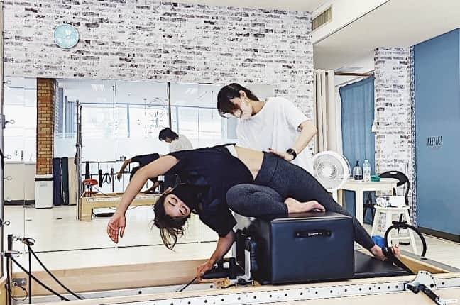 吉田知那美さんのインスタグラム写真 - (吉田知那美Instagram)「・ pilates @abashiri.keepandact  ゆか先生とは正直に身体の色んな話をします。 自分の状態を言語化するのはいつなんどきも難しい…  とりあえず今現在の状態はお腹が空いてます。 これは間違いない。 ・ #トレーニング #training #pilates #ピラティス #網走」8月5日 20時42分 - chinami1991