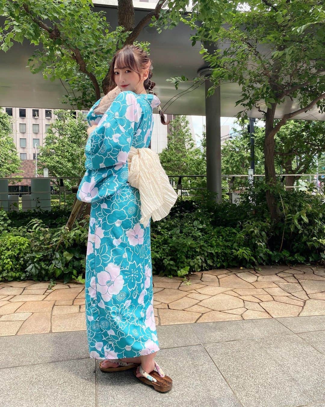 のインスタグラム：「* * 髪型も帯もとってもかわいかった浴衣👘 * * #アイドル #地下アイドル #idol #japaneseidol #japanesegirl #グラビア #グラビアアイドル #インスタグラビア #l4l #f4f #followme #フォロワー募集中 #奶  #自撮り #自撮り女子 #粉我 #ビジョビ #性感 #浴衣 #浴衣ヘアアレンジ #浴衣女子 #浴衣ヘア #ゆかた #浴衣アレンジ #ヘアアレンジ #ヘアアレンジ簡単 #ポニーテール #編み込み #編み込みアレンジ #足裏」