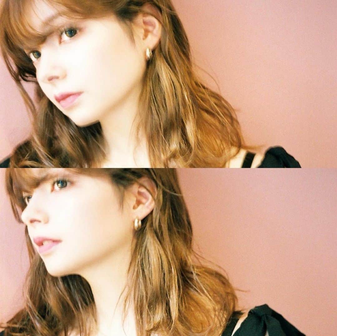 HELENAのインスタグラム：「7月にまつえく上下つけてもらいました🌟 ありささん新店舗openおめでとう🖤」