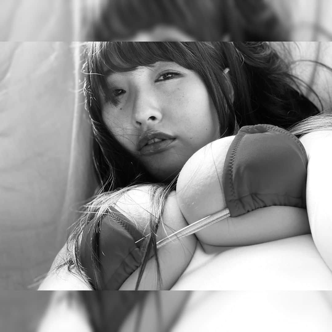 原つむぎさんのインスタグラム写真 - (原つむぎInstagram)「下からの眺めはどうですか‪ 𓈒𓏸  #artイワタ #美尻 #桃尻 #hcup #グラビア #garter #hip #lingerie #japanesegirl #gravure #sexy #asiansexy #asiangirls #大胸 #下着 #sexyhot #selfie #girlsday #内衣 #粉我 #portrait #泳衣 #日本」8月5日 21時55分 - haratsumugi
