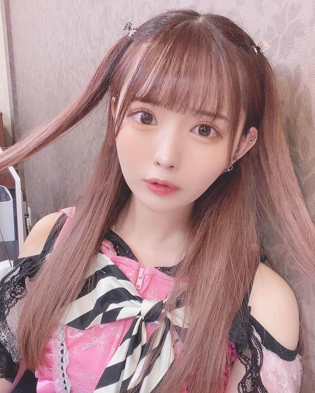 Non¬Fictionのインスタグラム：「【のんふぃくメール✉️】  はるちゃんです✋🏻  ８月のノンフィクは大忙しなので暑さにも虫にも負けずこの夏突っ走りたいです❕ みんなと沢山あえるの楽しみにしてるね👶🏻  次のライブは土曜日！待ってます！  #ノンフィク #のんふぃくメール  #ノンフィクション #のんふぃく」