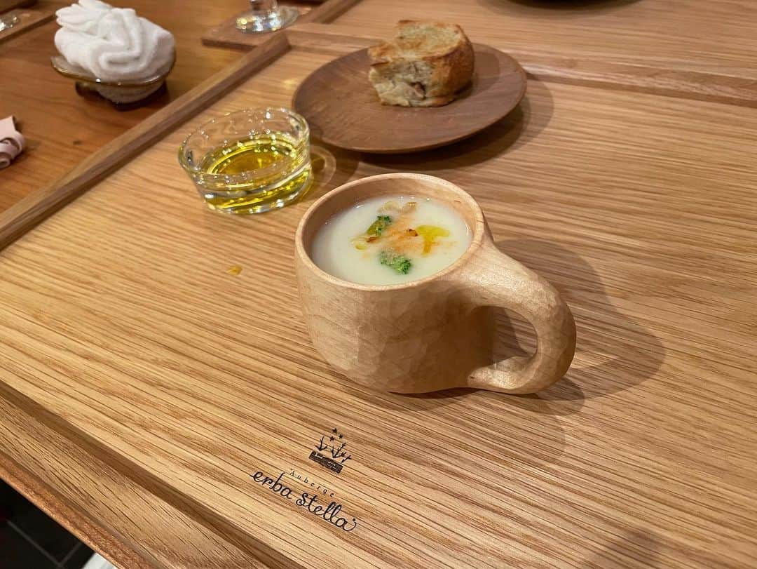 ななぴさんのインスタグラム写真 - (ななぴInstagram)「Auberge erba stella🌟  ご飯がとってもおいしかった… ここにしてよかったです。 美味しいお野菜たっぷり食べて お肌がピカピカになって本気で感動した…  食べ物って本当に大事なんだなあー😌❤︎」8月6日 12時42分 - __nanapgram__