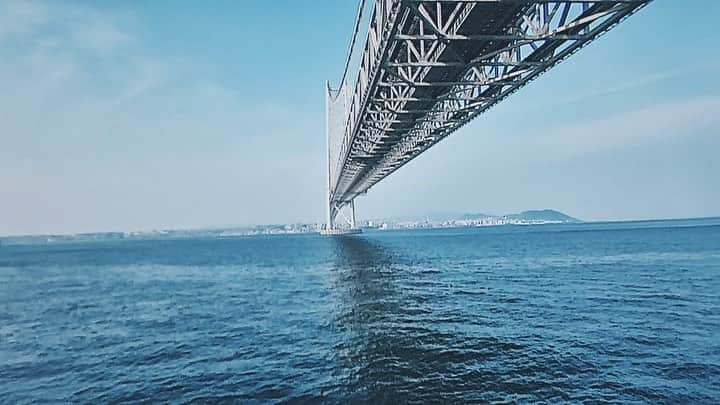 JOHNNYのインスタグラム：「#明石海峡大橋」