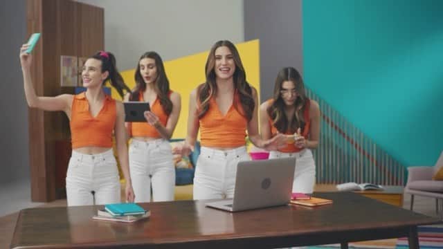 Macarena Achagaのインスタグラム：「Digamos que IZZI te da tanta magia que trajo de regreso a las Macarenas. Alguien más las extraña como yo? Just for fun les dejos el link de ellas en mis stories. Alta magia que IZZI también apueste por ellas, no?? 💘💕💫 gracias por eso @cvallartap @corycrespo son mi magia @lola_navarro @anacarime @seanderbees_ @emmimua」