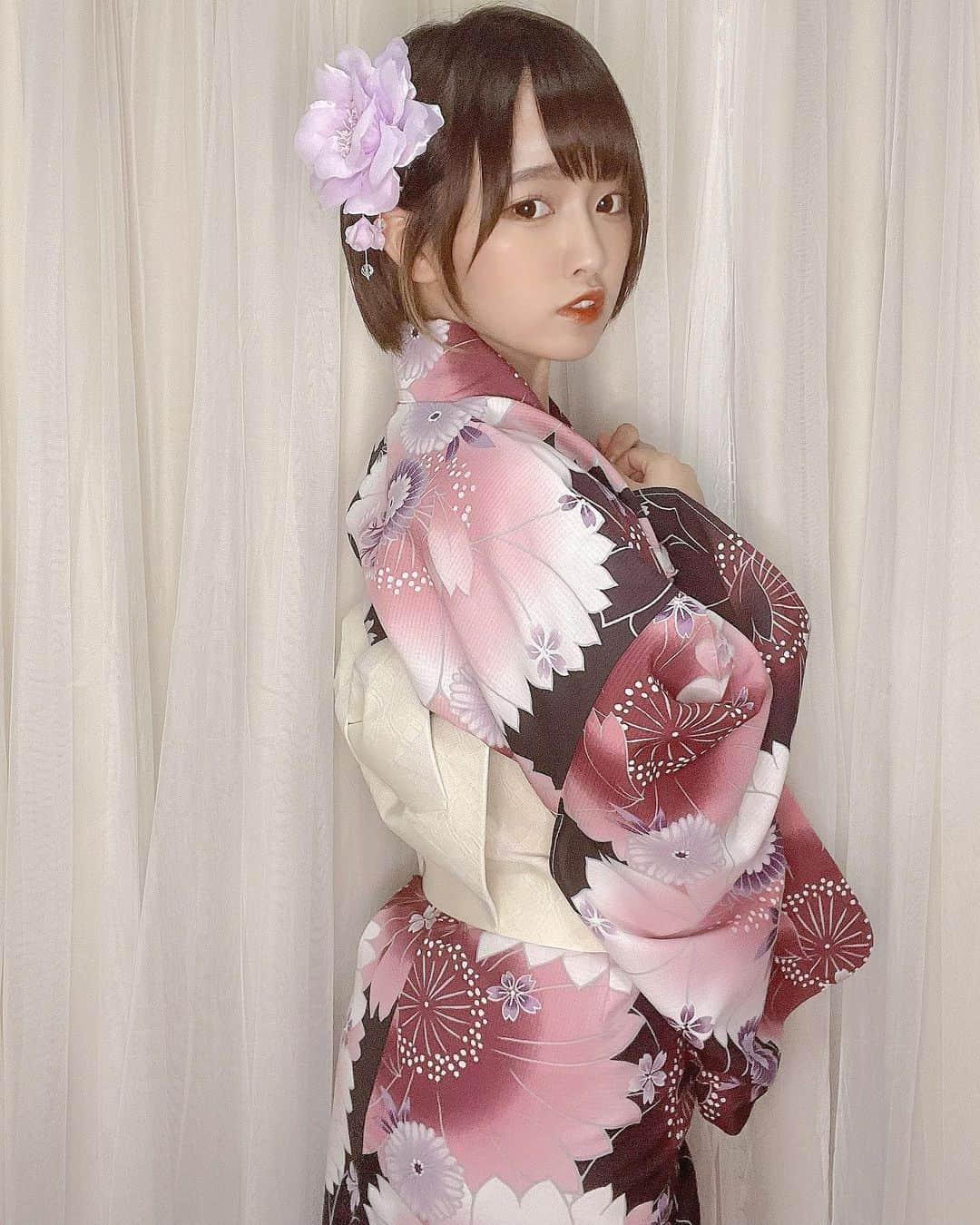 香月杏珠さんのインスタグラム写真 - (香月杏珠Instagram)「今年、初浴衣👘𓂃◌𓈒𓐍   #グラビア  #グラビアアイドル  #浴衣   #ちょっと遅くなりましたが  #夏気分」8月6日 20時35分 - anjyu_neko