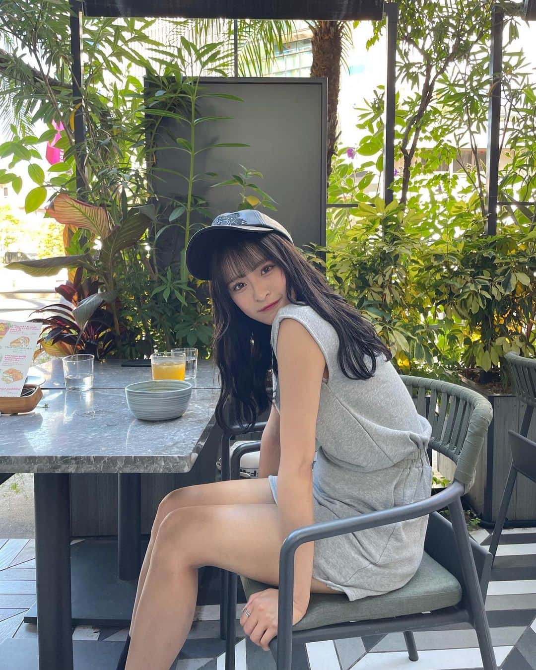 清水里香さんのインスタグラム写真 - (清水里香Instagram)「⁡ ⁡ ⁡ お気に入りの場所🇹🇭🍴 ⁡ ⁡ ⁡ ⁡ #今日のりかてぃー　 ⁡ ⁡」8月6日 20時56分 - partyyy_chu