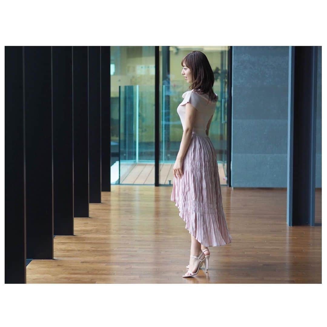 白戸ゆめのさんのインスタグラム写真 - (白戸ゆめのInstagram)「🦩 . #FLASH オフショット第4弾！ おすまし顔集です🤣🤣 . 女子バスケがすごいのよ、、、 オリンピックどれも見たすぎて選べない⛹️‍♀️ . #週刊誌 #週刊flash #flash #グラビア #アナウンサー #衣装 #コーデ #ootd #東京五輪 #サッカー男子 #3位決定戦 #感動をありがとう #号泣 #日本 #サッカー日本代表  #女子バスケ #準決勝 #最強 #歓喜 #メダル #basketball #akatsukifive #olympics  #陸上 #やり投げ #東京オリンピック #東京五輪 #tv #tvで見よう #みんなで応援しよう」8月6日 21時17分 - yumeno.s_