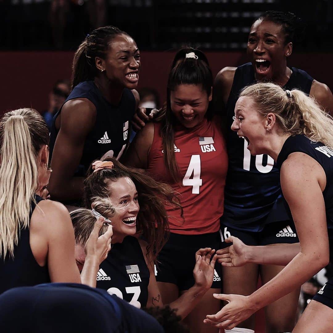 ケルシー・ロビンソンのインスタグラム：「Headed to the FINALS!!!! 🇺🇸❤️」