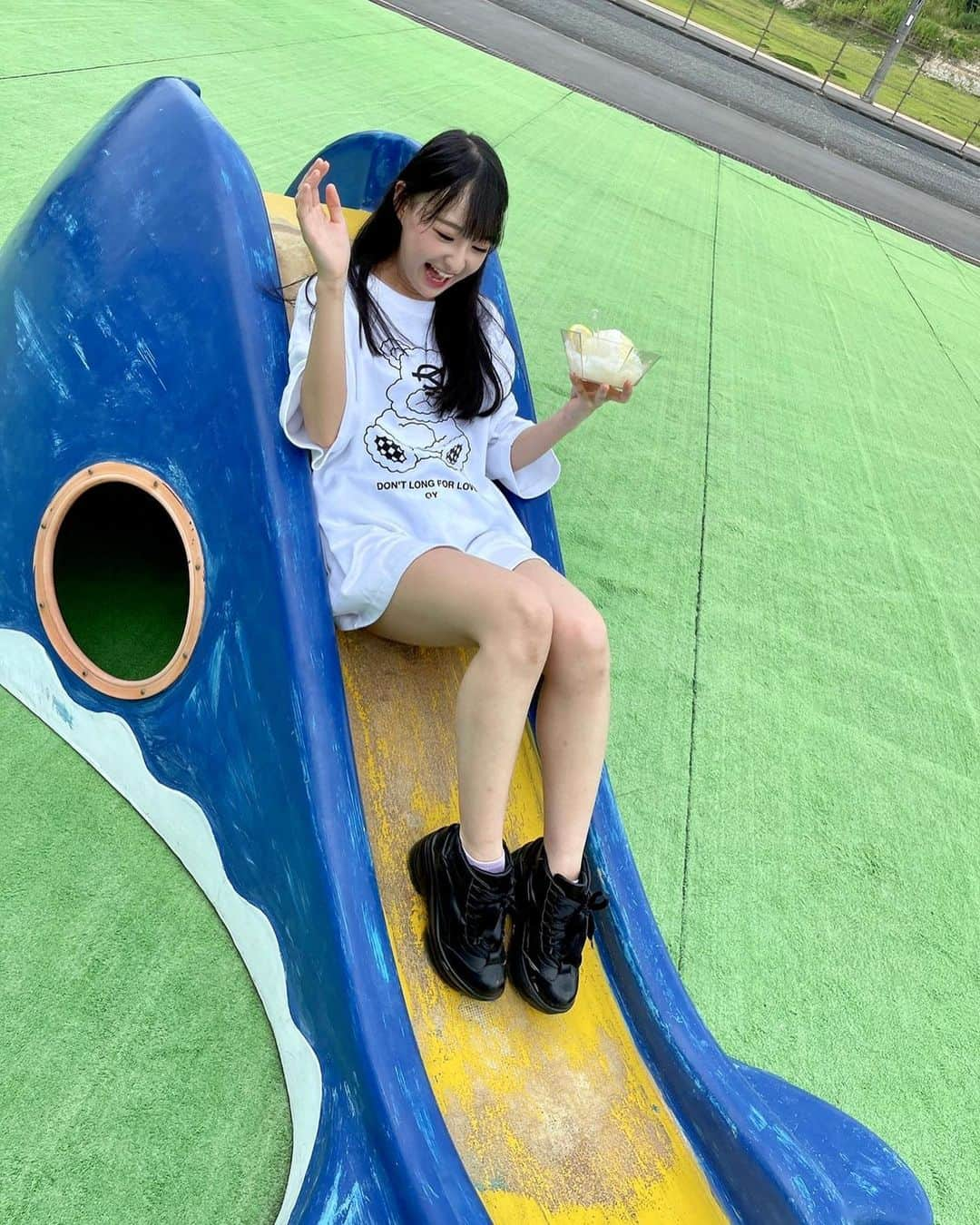 岡本怜奈のインスタグラム：「♡ 🍧🍋🍼 暑い時に食べるかき氷最高～(˶ˊᵕˋ˵)💕 ⁡ かき氷何味食べたい気分？？ ♡ ♡ #nmb48 #岡本怜奈 #れなたん #かき氷 #shavedice #glacepilée #빙수 #hielopicado #刨冰 #happy #Instagood #Instafood」