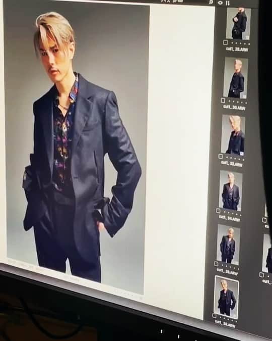 今市隆二のインスタグラム：「SENSE   #RYUJIIMAICHI #今市隆二 #CHAOSCITY #RILY #SENSE」