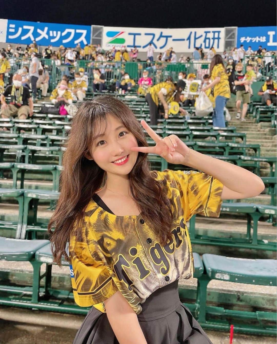 インスタ野球女子【公式アカウント】さんのインスタグラム写真 - (インスタ野球女子【公式アカウント】Instagram)「🐯 今日は#タイガース女子 をご紹介していきます🐯♡* ・ とっても美人さん( ᵕᴗᵕ )💞* ・ @minamiiii3721 さんのアカウントも是非覗いてみてください✨* ・ インスタ野球女子ではプロ野球を観戦、応援している女性の方をRepostでご紹介させていただいています⚾* ・ みなさんも「#インスタ野球女子」をつけて投稿しよう！ 素敵な野球仲間が見つかるかも、、🙋！* ・ 素敵な投稿はリポストさせていただきます😘* ・ 次回もお楽しみに～～👋👋 ・ #虎党#阪神#タイガース#ドラジョ #トラ女 #阪神ファン#野球#野球女子 #野球観戦#ユニフォーム#とらほー #可愛い#美人#美女#女の子 #タイガースファンと繋がりたい #野球好きな人と繋がりたい #インスタ野球女子 ym」8月6日 18時38分 - baseball_girl_89