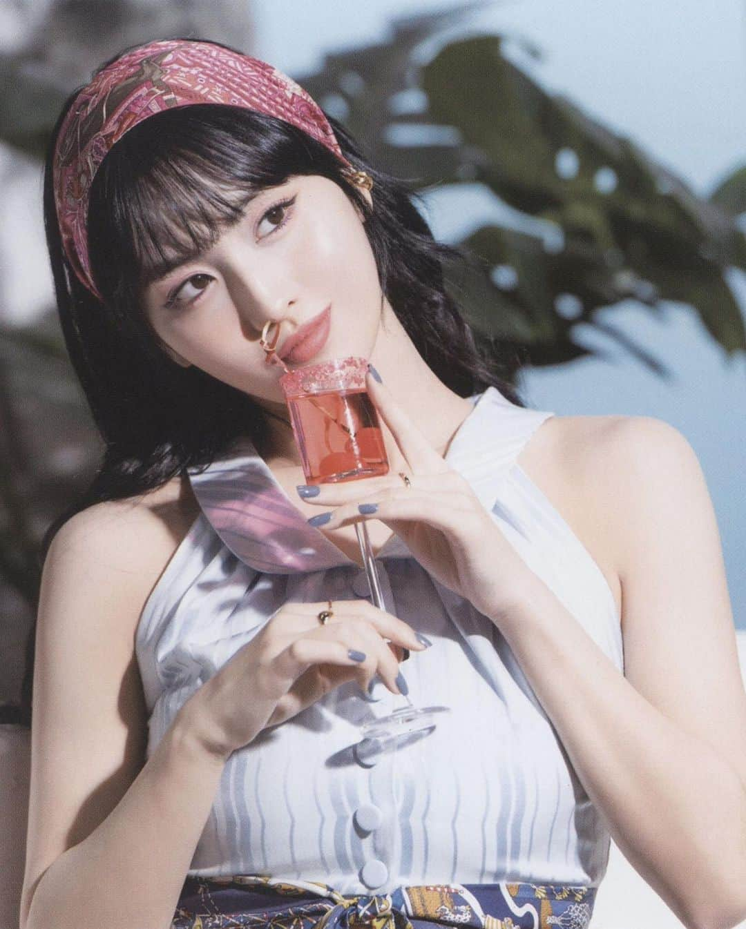 モモさんのインスタグラム写真 - (モモInstagram)「♡ [Scan] 210806 - “Taste Of Love” Monograph   -  #MOMO #트와이스 #모모 #平井もも #もも #TWICE © teudoongies09」8月6日 20時18分 - momojype