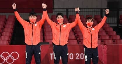 丹羽孝希さんのインスタグラム写真 - (丹羽孝希Instagram)「210806// Tokyo2020 Men's Team Medal Ceremony// Media Pics  . 📷Itaru Chiba  . #東京五輪 #Tokyo2020  #tabletennis #Pingpong #卓球  #niwakoki #kokiniwa #丹羽孝希  #UnitedByEmotion #FromTokyowithlove ❤️」8月6日 22時40分 - allforkokiniwa