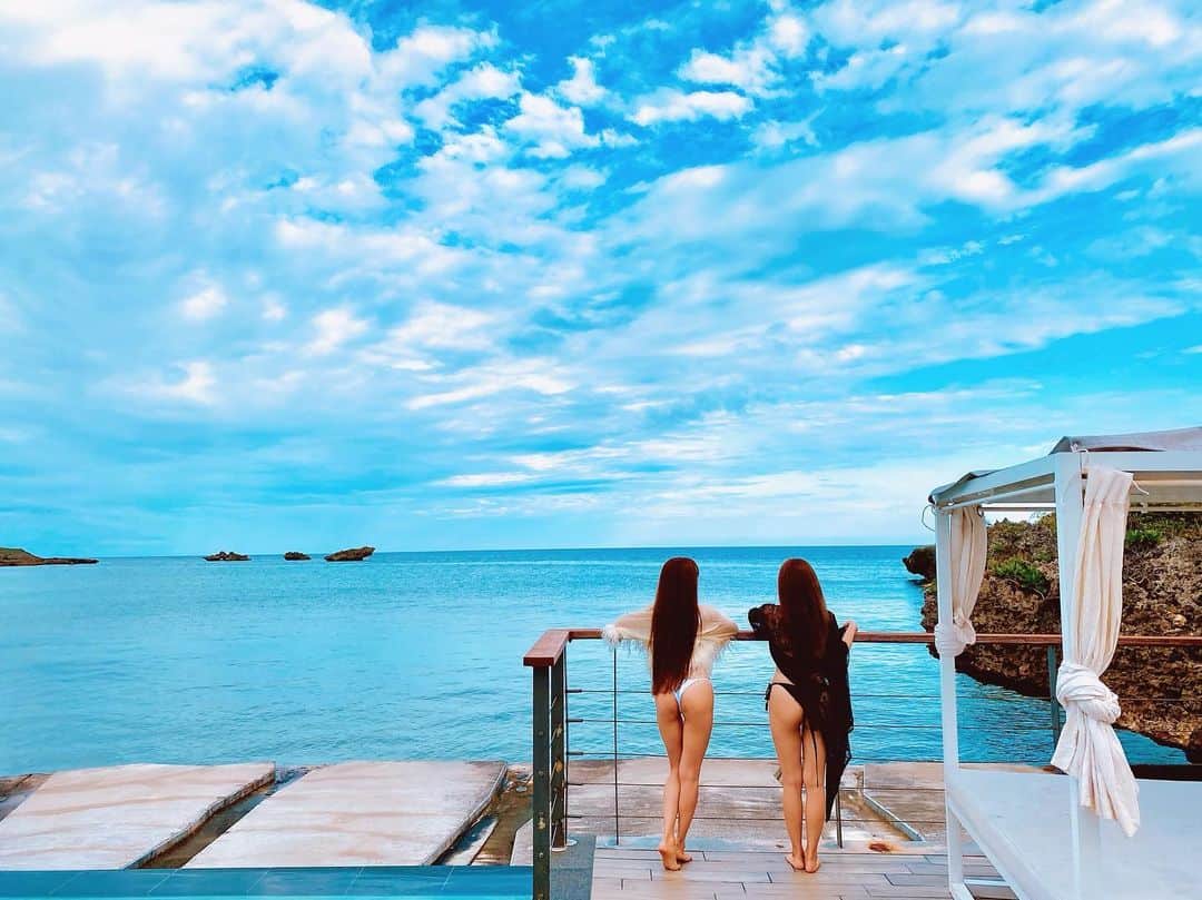 CYBERJAPAN Staffのインスタグラム：「渡辺シスターズ『姉妹写真集』発売記念イベントにオンラインも！  KANAE ＆ KAZUE 写真集『SISTERS』の発売記念イベント開催決定！ CYBERJAPAN DANCERS の日本一セクシーな姉妹・渡辺シスターズ @watanabekanae @watanabekazue  の姉妹写真集発売を記念したイベントの開催が決定いたしました！  リアルイベントに行けない方、地方在住の方にも朗報です！  リアル特典会も、オンライン特典会も❣️全ての種類ここに掲載しました。 リアルに、又はオンラインにて姉妹に会いに来て下さい❣️ オンラインは、リアルはすでに販売中でしたが、オンライン特典会も本日より販売開始しております！  👉　https://cyberjapan.tv/archives/28868  #cyberjapan #サイバージャパン #渡辺シスターズ」