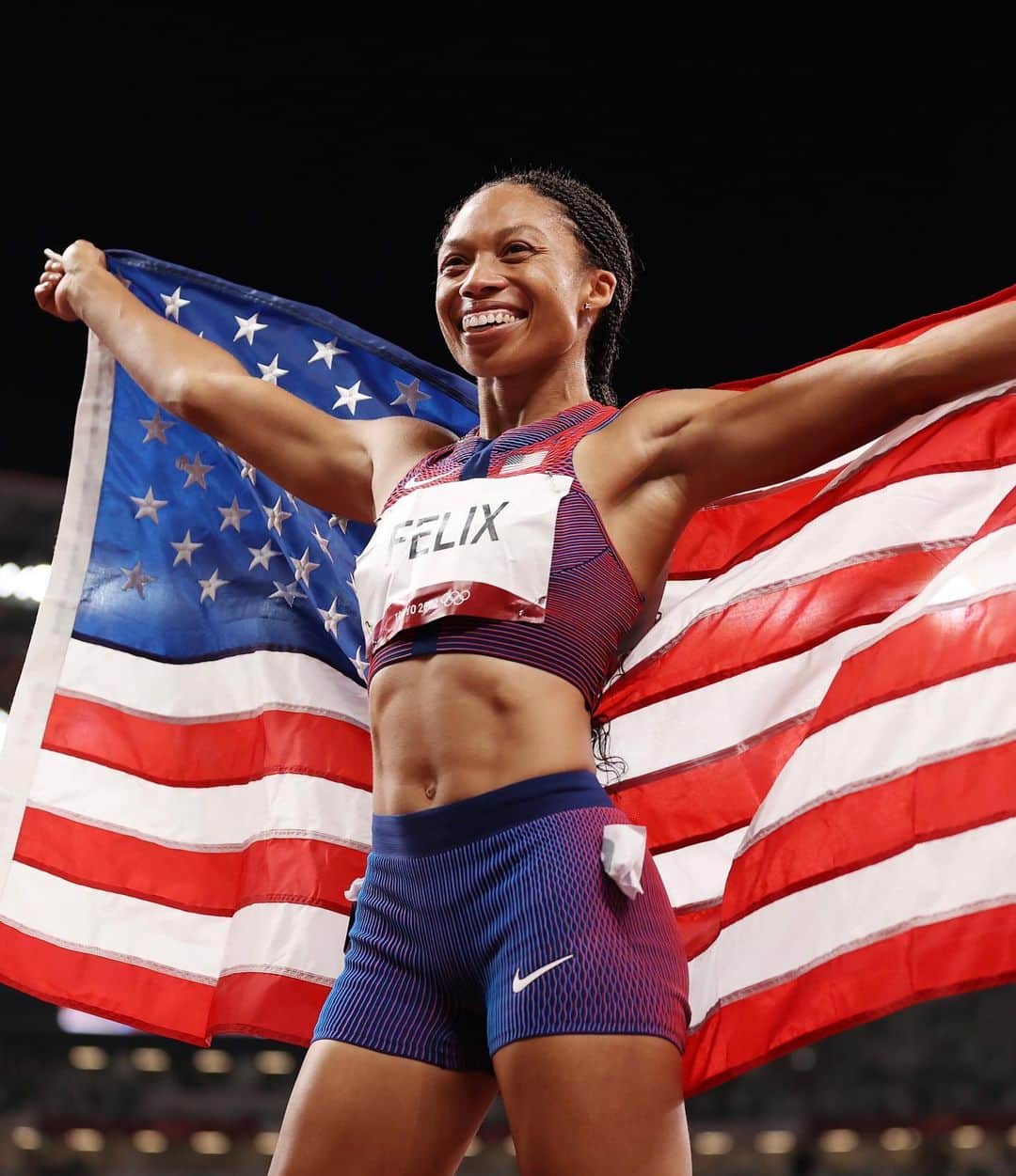 のインスタグラム：「Allyson Felix makes #Olympics history, becoming the most-decorated woman in Olympic track. Tap this picture in the LINK IN BIO for details!  #allysonfelix  Photo: Getty」