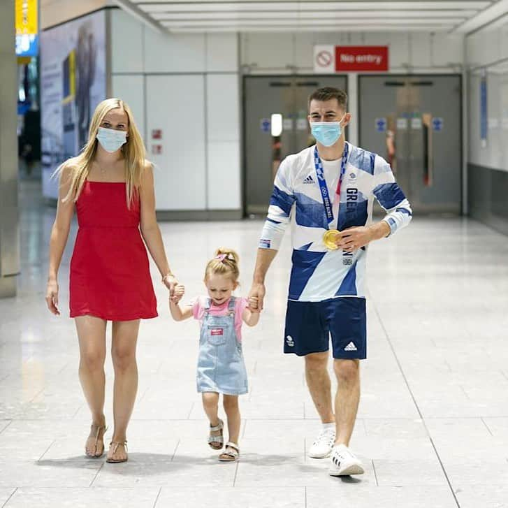 マックス・ウィットロックさんのインスタグラム写真 - (マックス・ウィットロックInstagram)「My girls 😊」8月7日 2時05分 - maxwhitlock