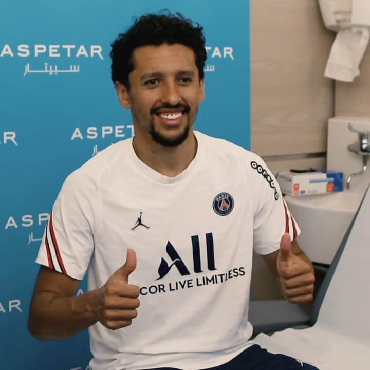 マルコス・アオアス・コレアのインスタグラム：「On est de retour🔥 @psg」