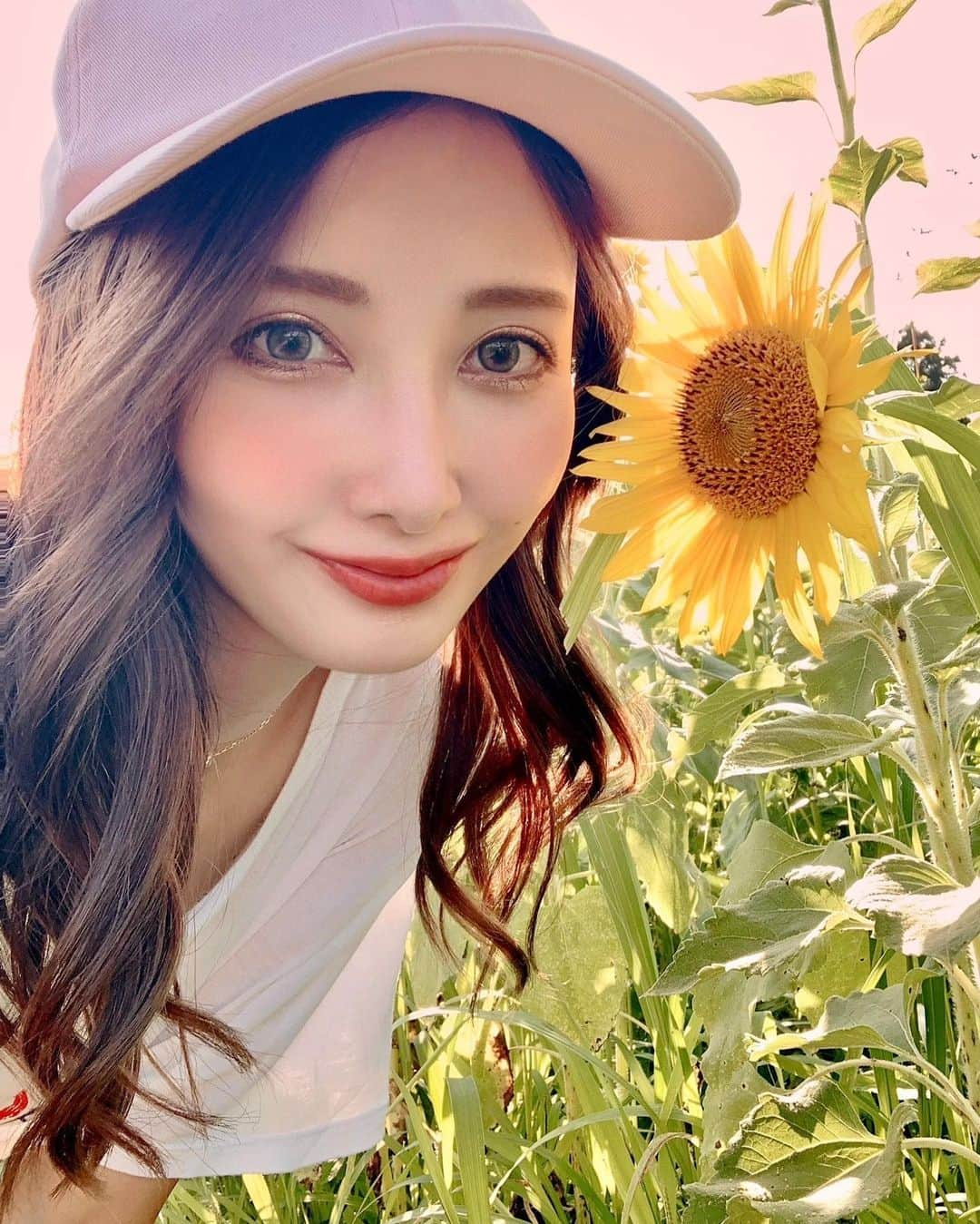 浅香ななみさんのインスタグラム写真 - (浅香ななみInstagram)「. 夏休み感🌞🌻💛 . . #ひまわり #リク撮」8月7日 16時45分 - _773.a_