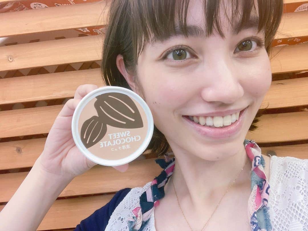 加藤ジーナさんのインスタグラム写真 - (加藤ジーナInstagram)「Green's Vegetarian という通販サイトさんから ビーガンOKなジェラートをいただきました🥺💕🍨 ソイやココナッツが主原料で動物性食品が入っていません🐮 サッパリしたジェラートなんだけど、しっかりコクと旨みもあって超美味しい！！！😆✨ 私のお気に入りは濃厚チョコかな！？🍫💕 あ、ちなみにどの味も豆乳を全然感じないよ☺️👏 カロリーも少ないし、原材料も安心安全な物だけだから、ビーガンやベジタリアンじゃなくても、健康気にしてる人にもとってもおすすめ🥰 動画も撮ったのでyoutube載せます🐈 お楽しみに〜🌼 #greensvegetarian #ビーガン通販 #ビーガン #ベジタリアン #通販 #ジェラート #アイス #ビーガンアイス #植物性ミルク #動物性不使用」8月7日 15時43分 - katogina_718