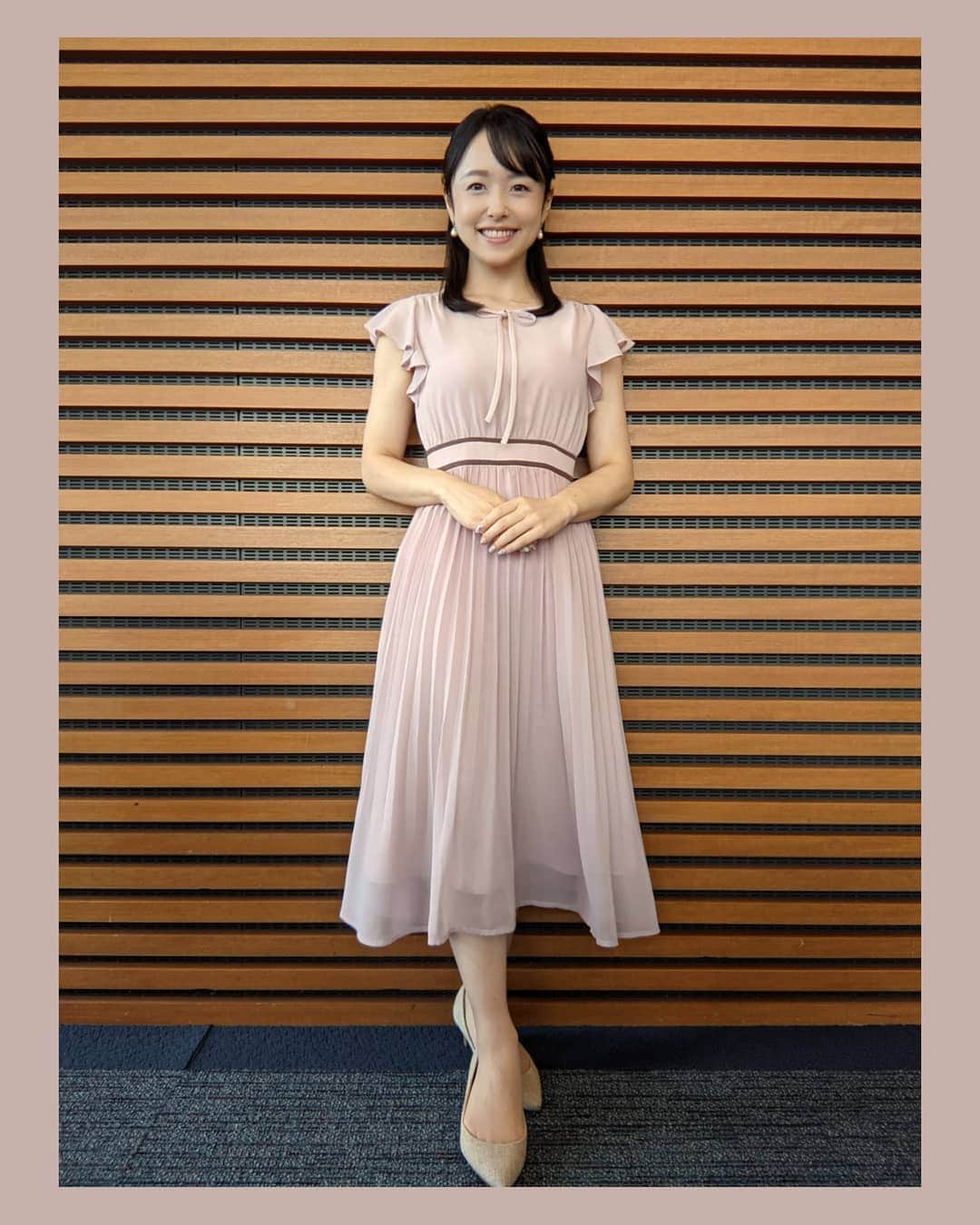 米澤かおりさんのインスタグラム写真 - (米澤かおりInstagram)「. 「おはよん」一週間の衣装👗 白が多めでした🤍」8月7日 16時04分 - kaoriina67