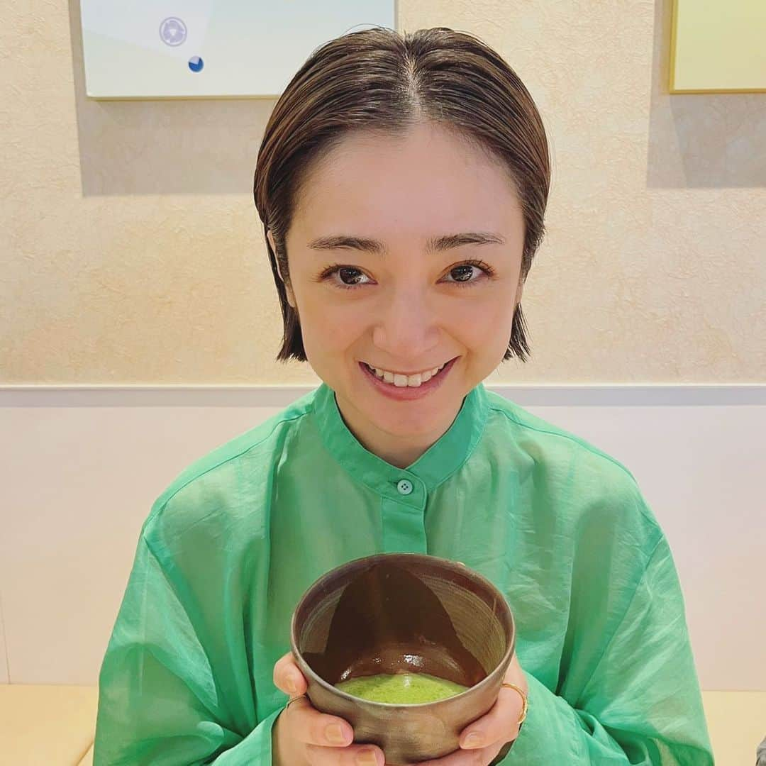 安達祐実さんのインスタグラム写真 - (安達祐実Instagram)「💚💚💚 いつかの写真📷」8月7日 12時06分 - _yumi_adachi