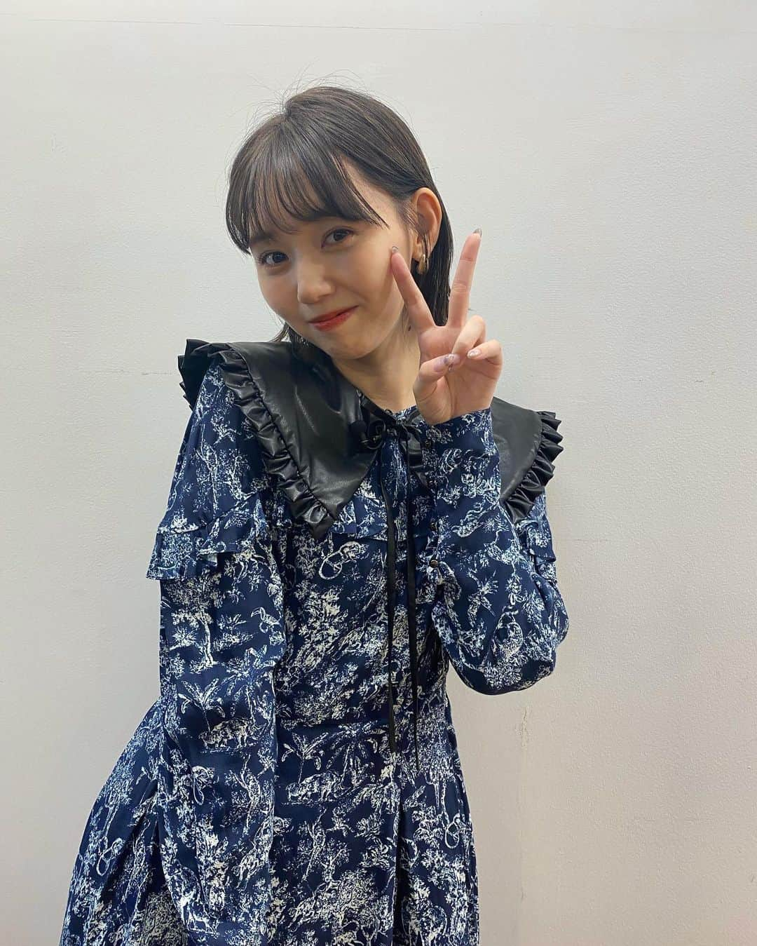 江野沢愛美さんのインスタグラム写真 - (江野沢愛美Instagram)「本日23時30分〜 BS日テレ「中島由貴とミライアカリの女子会ですが」 に事務所の先輩、鈴木亜美さんと 私も一緒に出演させていただいております！ 亜美さんの激辛コーナーや、 女の子同士でたくさん笑った女子会だったので 23時半から見て頂けたら嬉しいです💕  衣装は @coel.official 👶🏻」8月7日 13時02分 - enosawa_manami