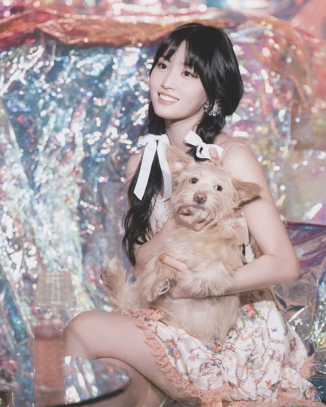 モモのインスタグラム：「♡ [Scan] 210806 - “Taste Of Love” Monograph   -  #MOMO #트와이스 #모모 #平井もも #もも #TWICE © teudoongies09」