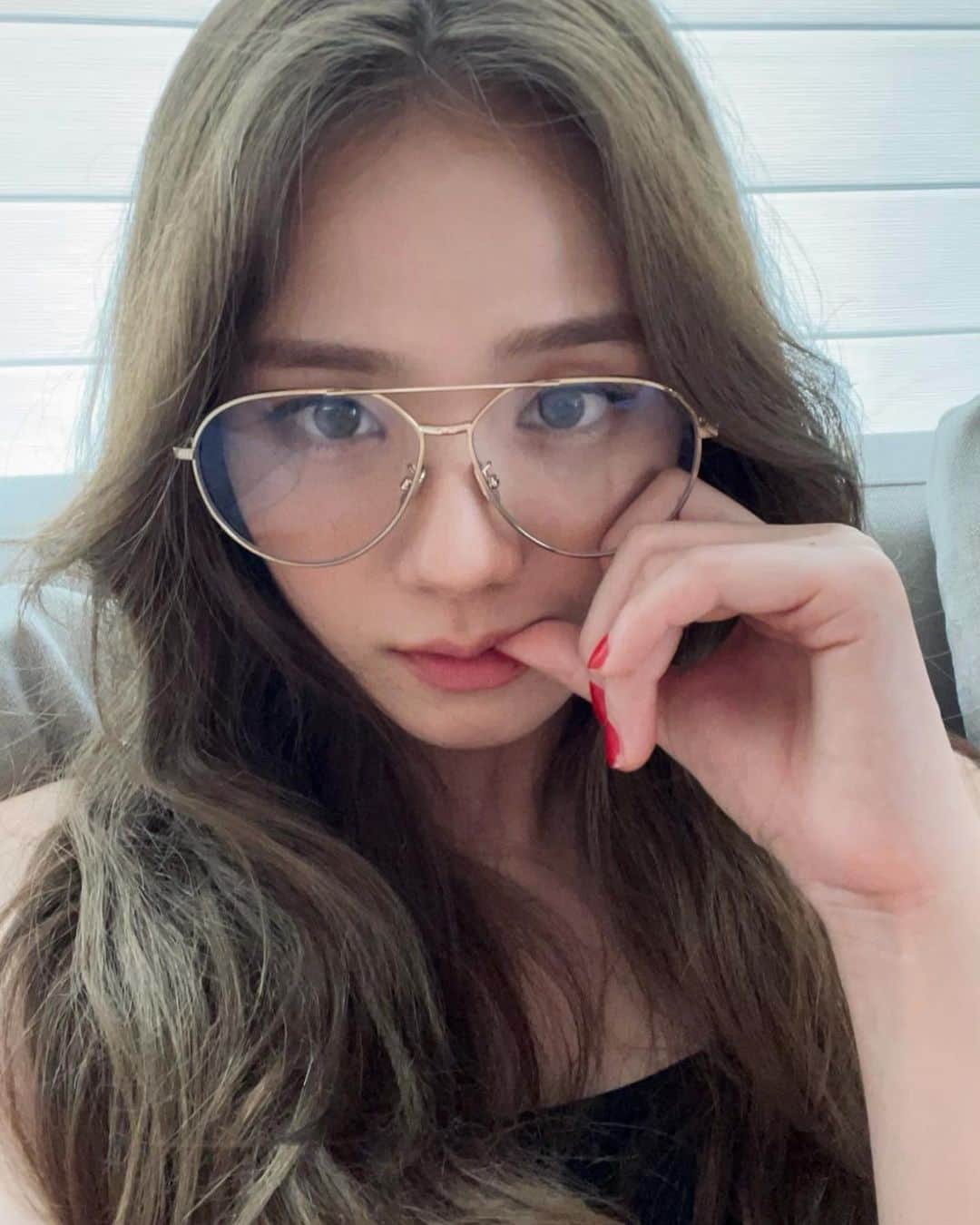 ジスさんのインスタグラム写真 - (ジスInstagram)「사실 내 머리색은 나도 잘 몰라 😄」8月7日 19時08分 - sooyaaa__