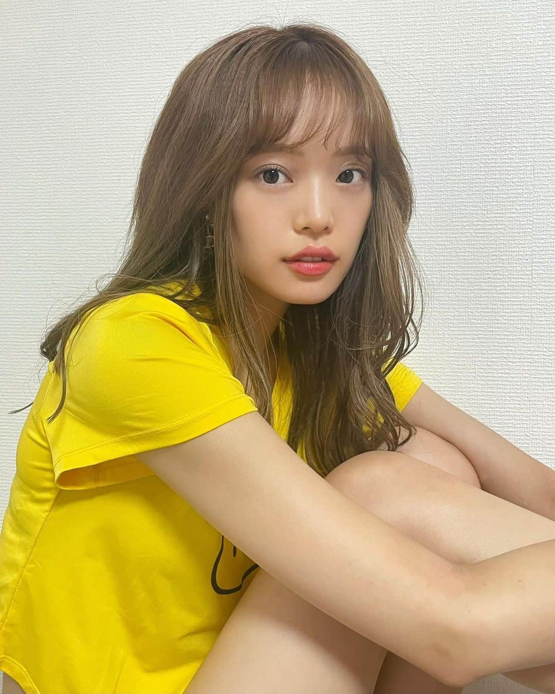SERINAのインスタグラム：「なんだかずっと眠たい日🥱💤 ⁡ 今日も暑かったね💦 皆んな夏バテしてない？？😮‍💨 ⁡ 沢山水分とって 体調には気をつけてね😌☀️ ⁡ #cyberajapan#cyberjapandancers#cjd_serina」