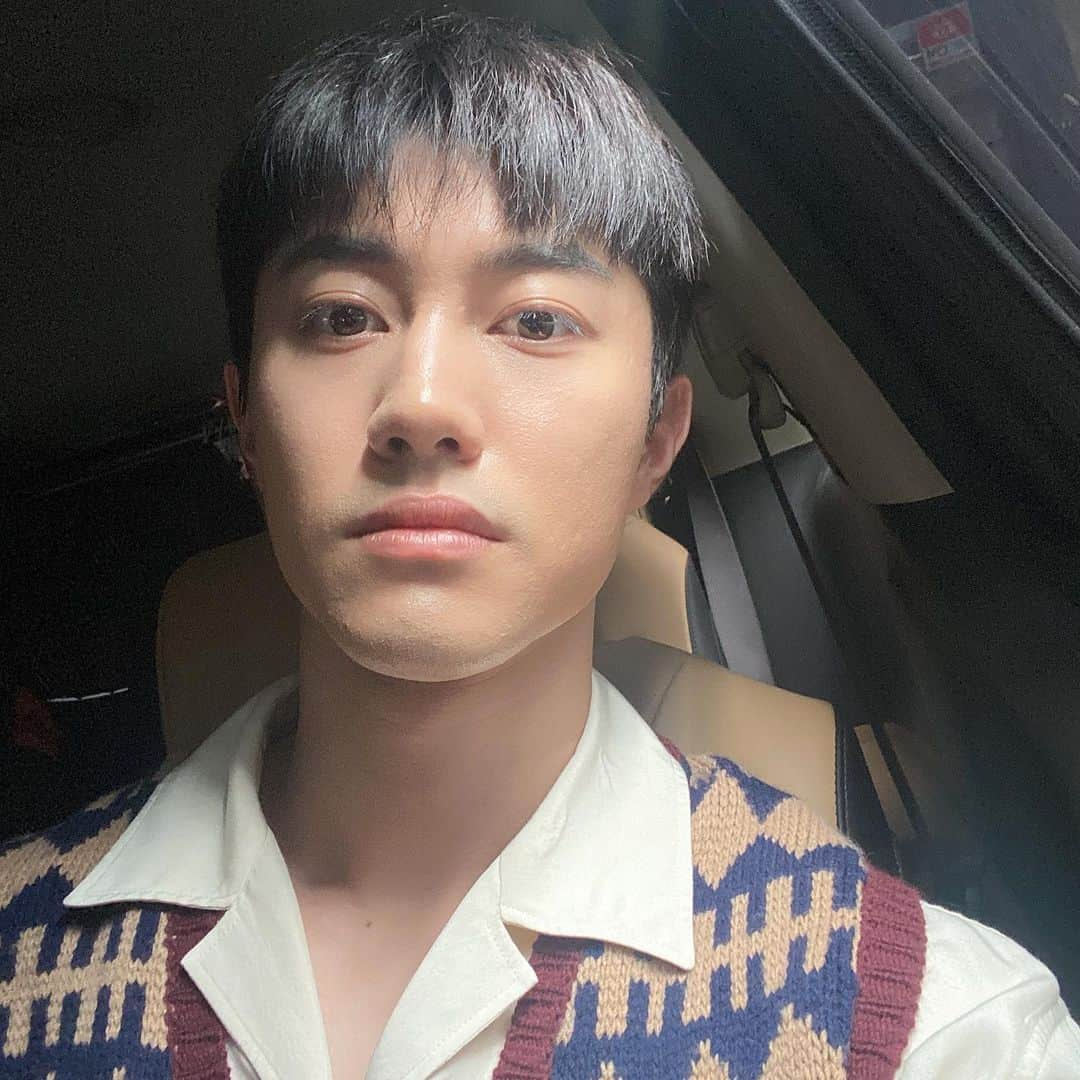 クァク・ドンヨンさんのインスタグラム写真 - (クァク・ドンヨンInstagram)「하이 헬로 안녕」8月8日 19時48分 - kwakdongyeon0