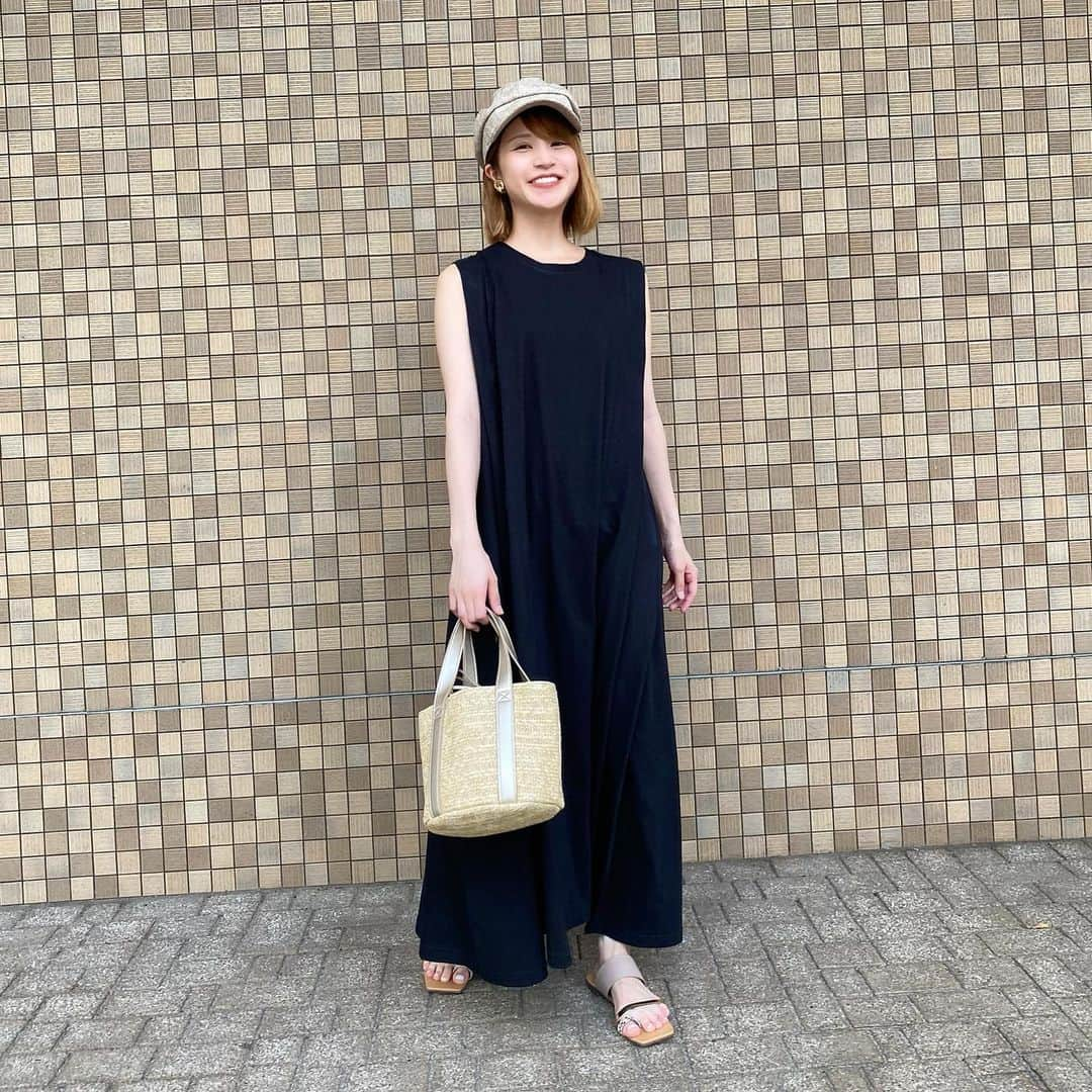 川島菜月さんのインスタグラム写真 - (川島菜月Instagram)「. . . クロがシロか . . . #コーディネート　#coordinate #ママコーデ」8月8日 11時37分 - natsuki0624kia