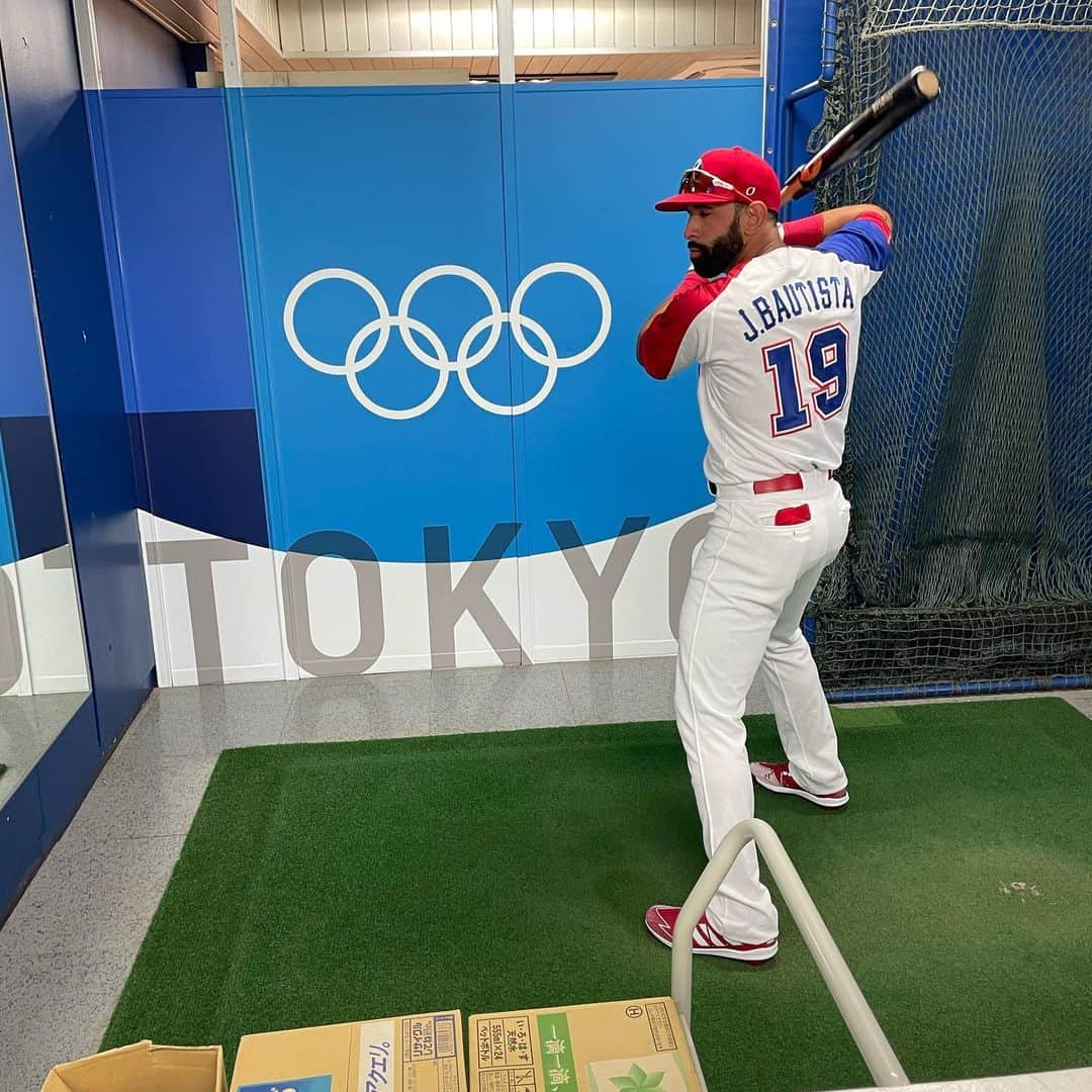 ホセ・バティスタさんのインスタグラム写真 - (ホセ・バティスタInstagram)「Olympic photo dump no.1 👊🏼 @olympics @tokyo2020 @fedoberd 🇩🇴 🇩🇴🇩🇴🇩🇴」8月8日 13時46分 - joeybats19