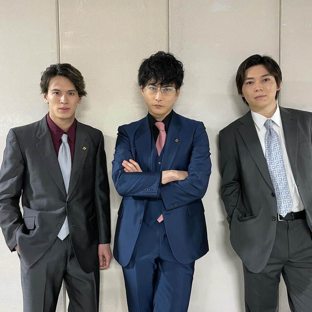 石黒英雄のインスタグラム：「仮面ライダーの人とウルトラマンの人と戦隊の人 ©︎TTFC ©︎2020 T・T・T  #ヨドンナ様しか勝たん  #ヨドンナ」