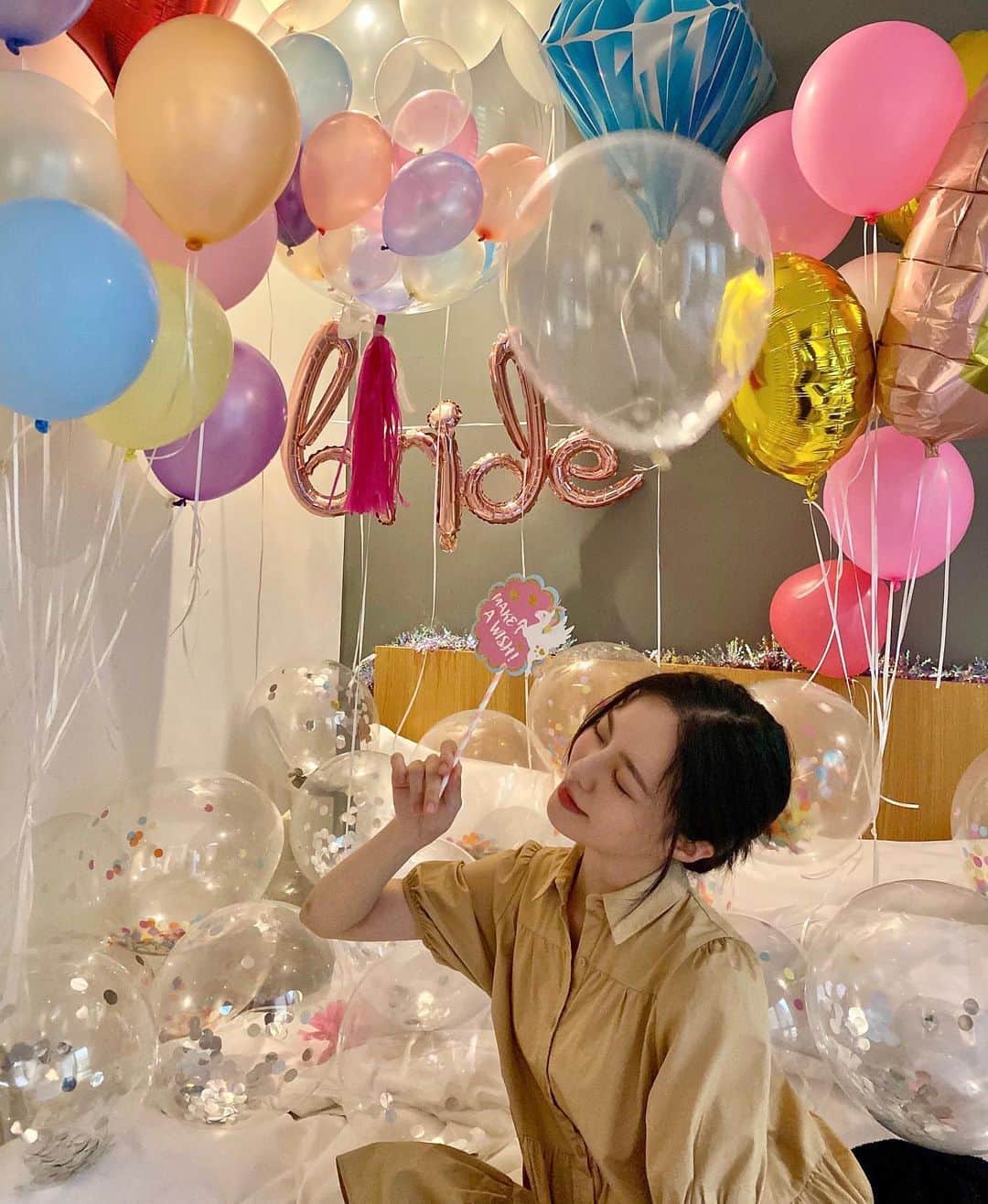 ぺ・ユンギョンさんのインスタグラム写真 - (ぺ・ユンギョンInstagram)「Bridal shower for dear CH 🎂👰🏻‍♀️❣️  짧은 만남이었지만 우리가 더 신났던 ☺️ 행복해야해🙏🏻」8月8日 16時04分 - _yoonkyoung