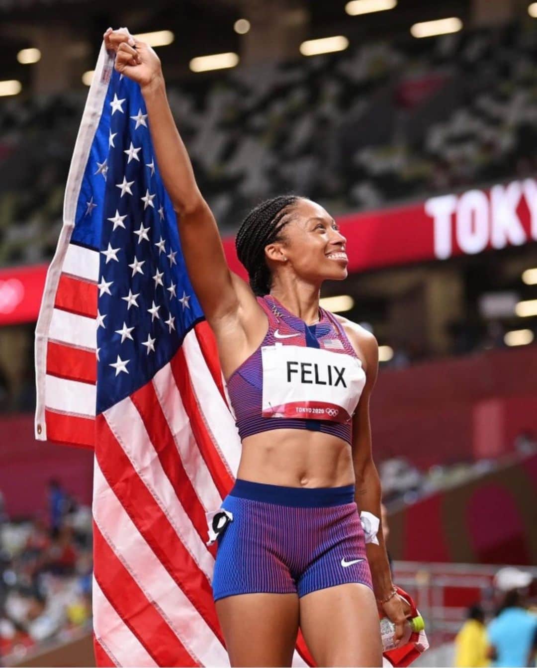 アリソン・フェリックスのインスタグラム：「XI • The Most Decorated American Track & Field Athlete of All Time. • Forever Grateful」