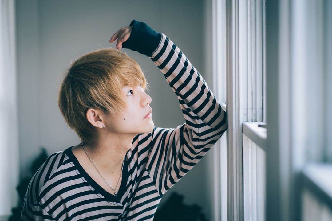 EZAKI YOSHIKIのインスタグラム：「第2話ご視聴ありがとうございました✌️ #虹とオオカミには騙されない」