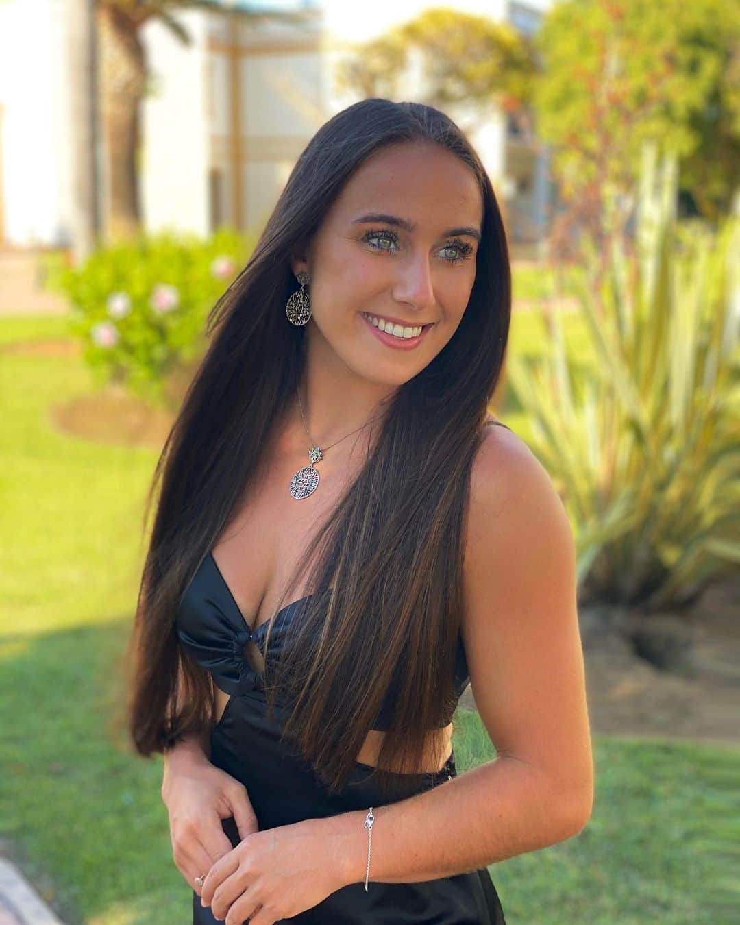 タビア・アルトのインスタグラム：「make your personal growth and happiness a priority in your life. The more you take care of yourself, the more you can take care of others.  #grateful #aldiana #andalusien」