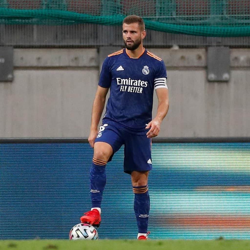 ホセ・イグナシオ・フェルナンデス・イグレシアスのインスタグラム：「⚔️⚽️」