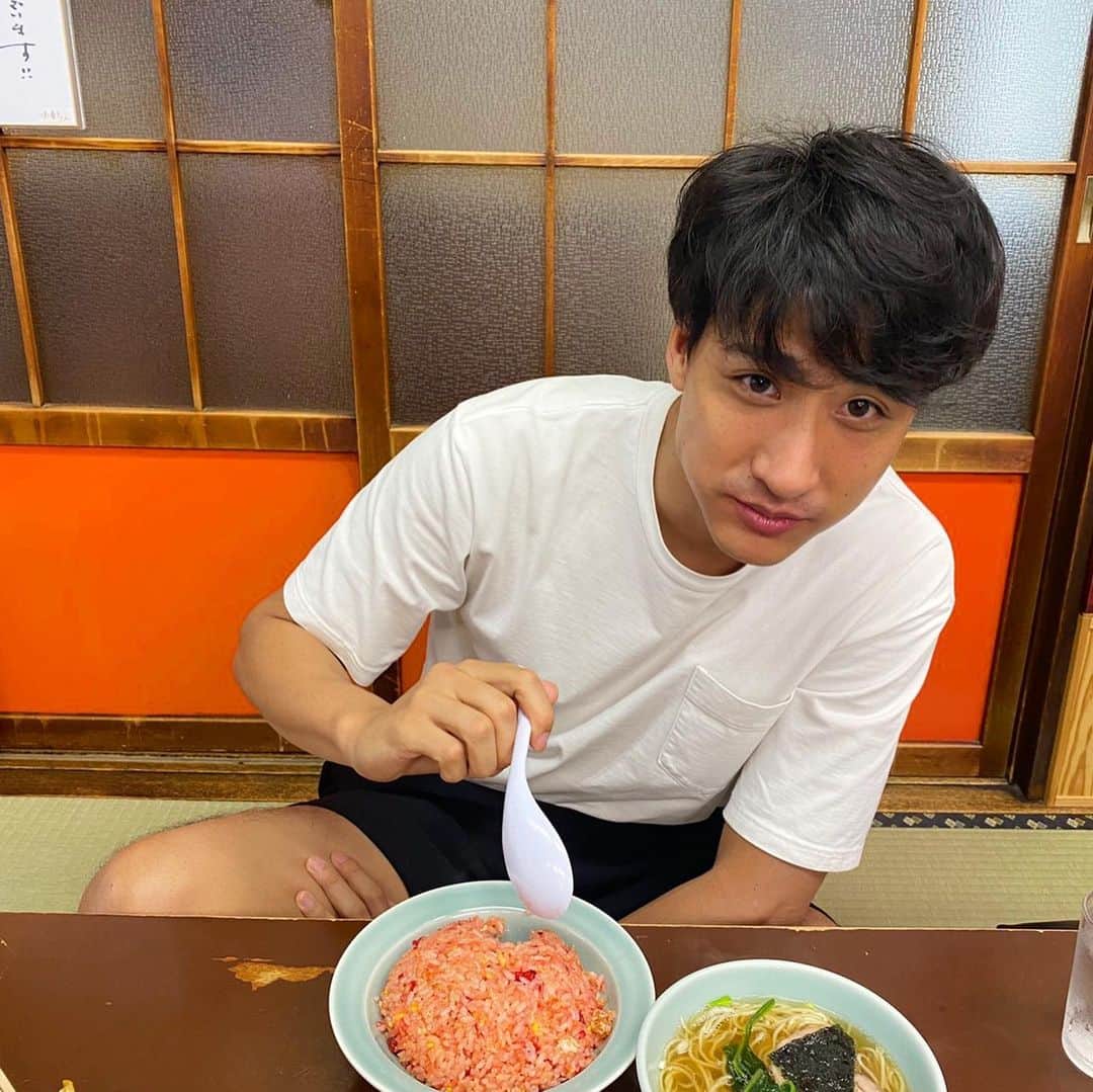 山本紘之さんのインスタグラム写真 - (山本紘之Instagram)「. うまいチャーハンをまた食べたい」8月9日 15時22分 - yamamoto_hiroyuki.ntv