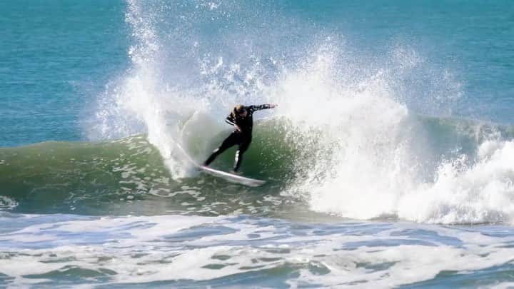 レイキー・ピーターソンのインスタグラム：「A couple turns from earlier this year.  video- @noahjm22」