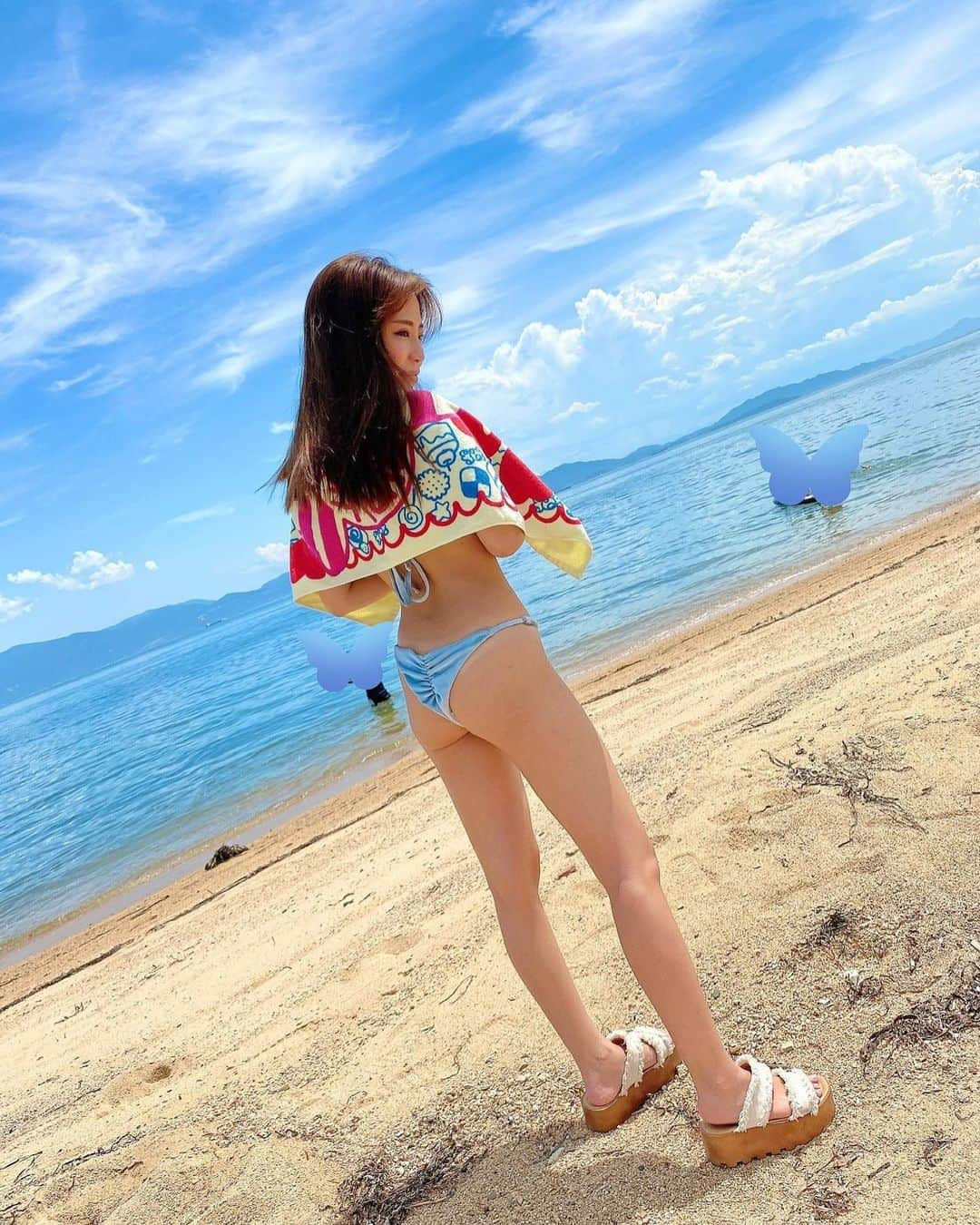 福井柑奈さんのインスタグラム写真 - (福井柑奈Instagram)「空きっれー☀️🐳🏝💙  #海 #海水浴 #水着 #ビキニ #ベロア  #旅女 #コメント大歓迎 #フォロワー募集中 #beautiful #photooftheday #happy #sun #picoftheday #fashion #me #fun #girl #instadaily #cute #nature #sky #bestoftheday #instamood #friends #igers #smile #beach #l #style #htfls」8月9日 10時46分 - kanna_fukui