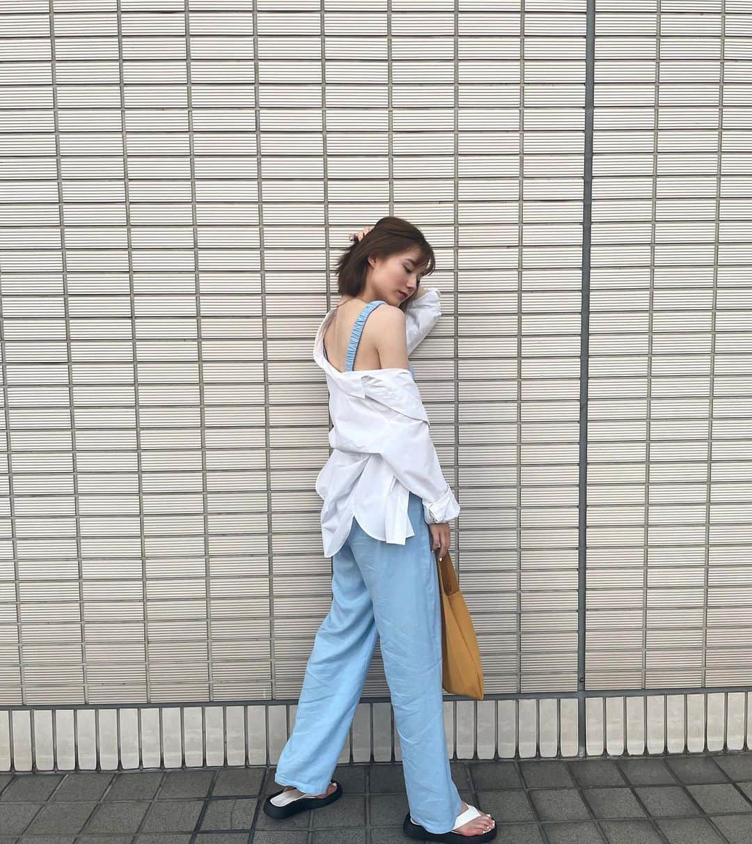 藤本林花美愛さんのインスタグラム写真 - (藤本林花美愛Instagram)「私服もネイルにも白、多め🤍🐻‍❄️」8月9日 18時59分 - lily_1001_official