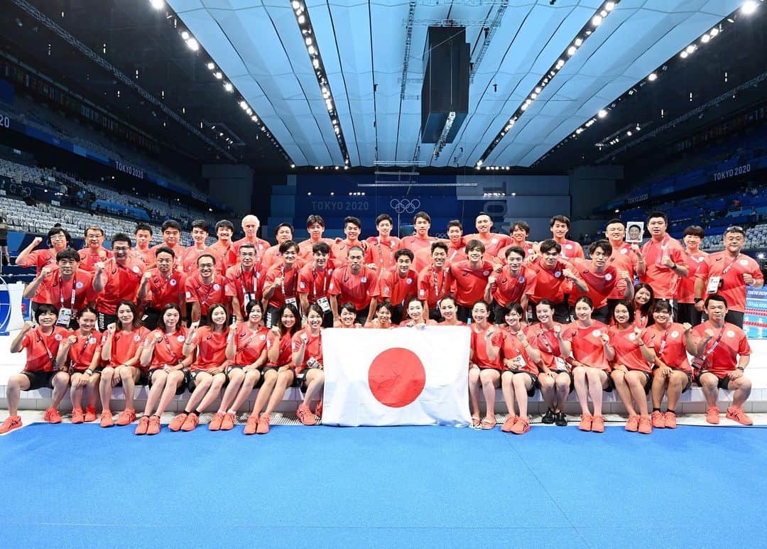 入江陵介のインスタグラム：「東京五輪が閉幕しました。 . . 数えきれない沢山の方々のご協力があり大会が幕を閉じました。 本当にありがとうございました。 . . 聖火が消える瞬間、様々な感情が込み上げてきました。皆さんにとって東京五輪はどんな五輪だったでしょうか？ . . 「感謝の気持ちを忘れない」 自分自身の座右の銘を大切にしながらこれからも1日1日を過ごしていきたいと思います。 . . #arigato2020  #roadto」
