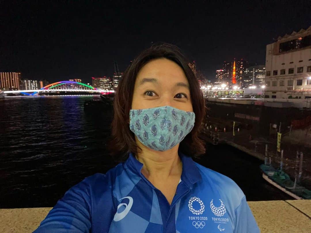 のインスタグラム：「#tokyo2020  #olympiccolors #tokyotower #tsukijioohashibridge  #olympicvolunteer  #jobfinished✔️  #オリンピックボランティア」