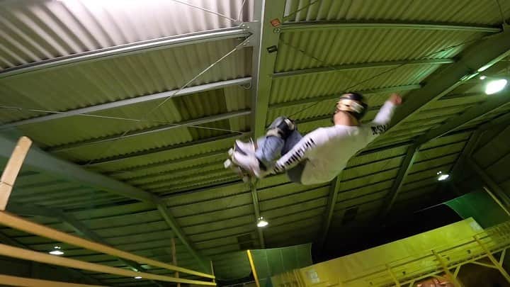 笹岡建介のインスタグラム：「It was fun!  🎥@ao_minimini   @mktaxi.jp @dcshoes_japan @dorcus_tbs @bern_japan @stance_japan @skullcandyjapan @independenttrucks @vertskateboarding @chubusystem_official  #mktaxi#dcshoesjapan #dcshoes #skullcandyjapan #bells #independenttrucks #triforce_k #hi_5 #dorcus_tbs #6556skateboarding #divisio#fivecrossskatepark #showgekiskateboards #gmys #13mind#bern#bernjapan#make___#skate#skateboard #instagood #skatecrunch #skatecrunchmag #minirampsteez #vertskateboarding」