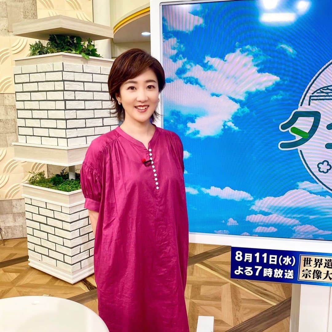 池尻和佳子さんのインスタグラム写真 - (池尻和佳子Instagram)「今日の衣装でした！  @herencia_official さん、いつもありがとうございます🍀  素敵なワンピースでした。」8月9日 21時55分 - wakako_ikejiri_rkb