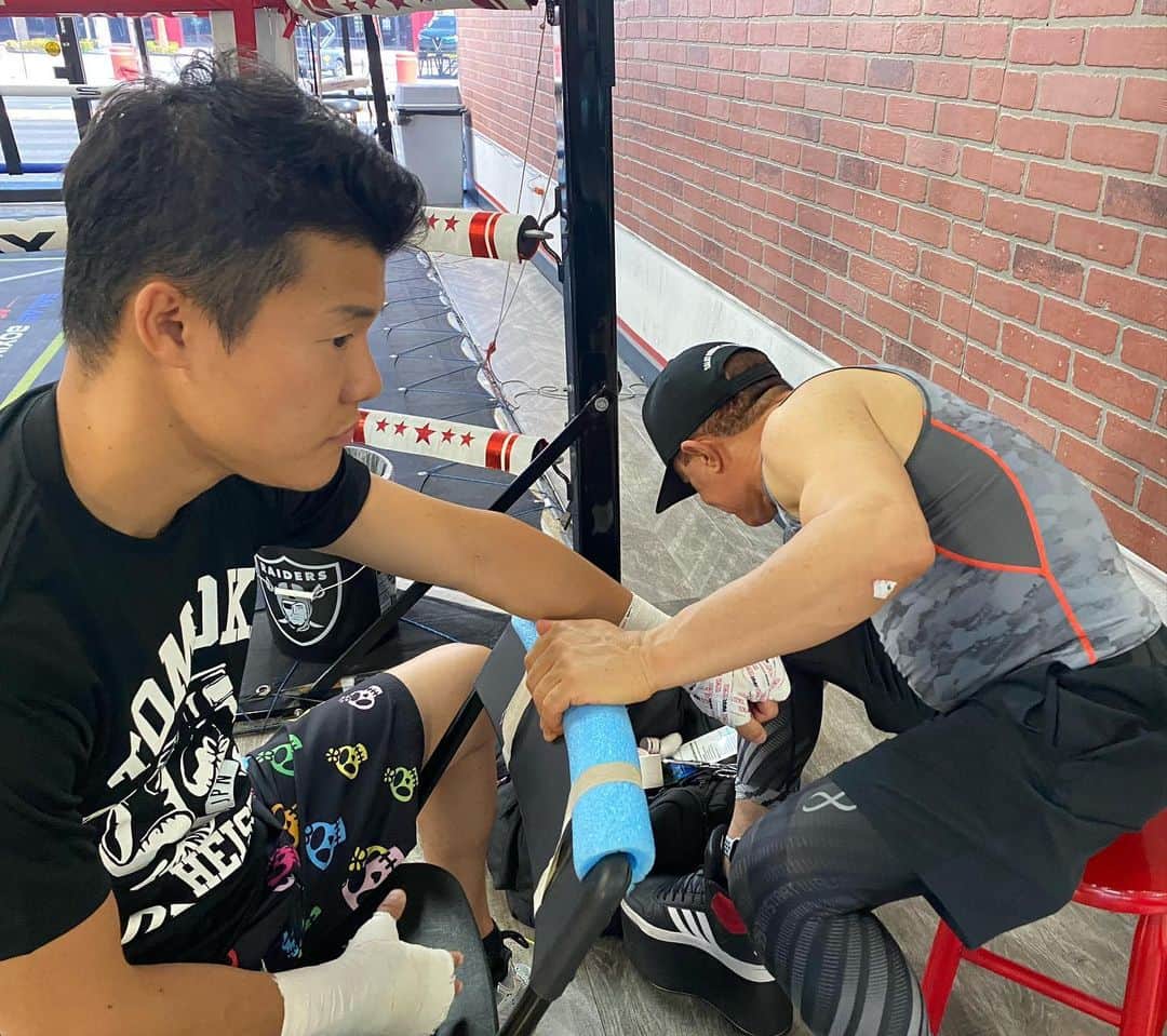 亀田和毅さんのインスタグラム写真 - (亀田和毅Instagram)「Iniciando la semana 🥊🥊🥊  今週もスタート🥊🥊🥊」8月10日 9時17分 - tomokikameda
